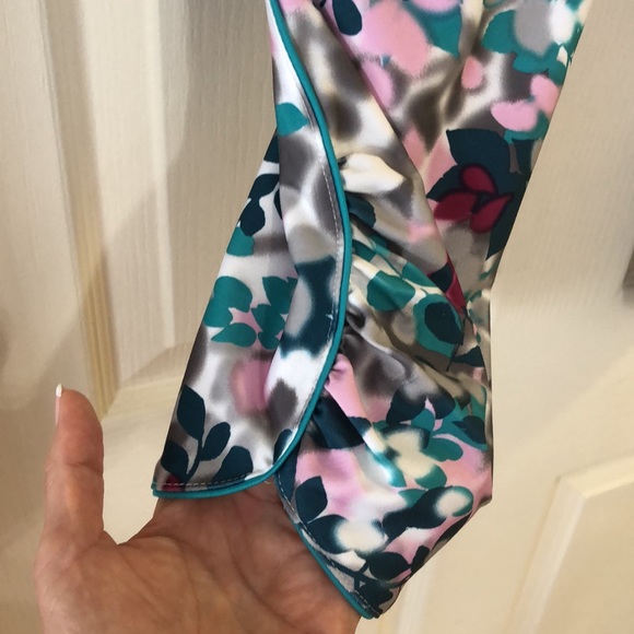 Joe Fresh Active Crop Leggings with sweet detailing and gorgeous colours size L - Picture 5 of 11